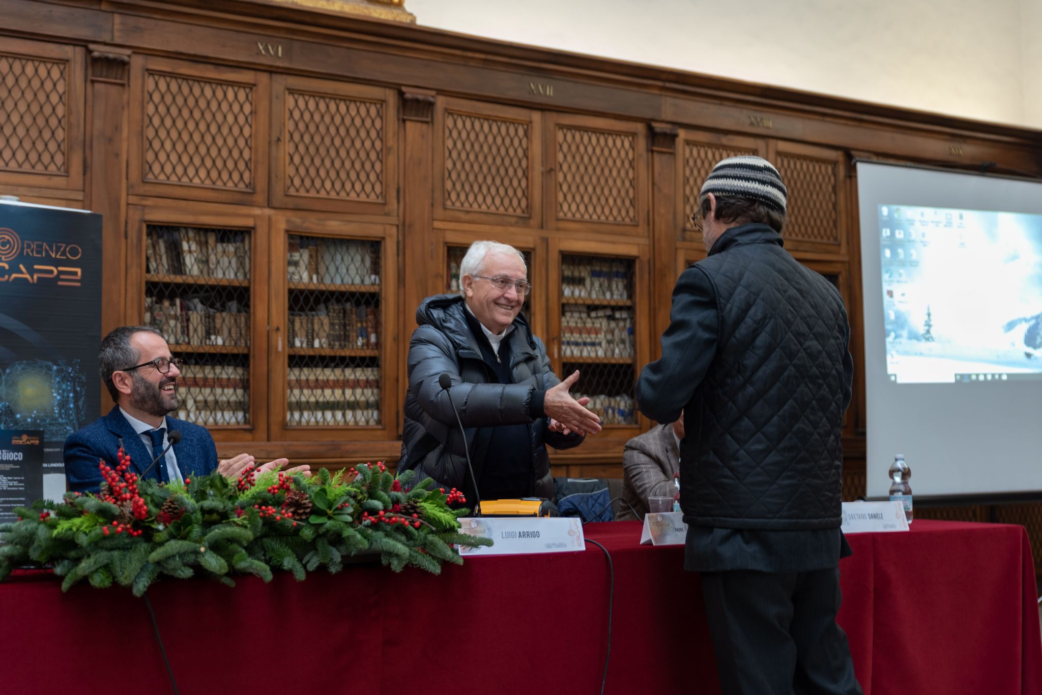 Napoli, un defibrillatore sotto l’albero per il complesso di San Lorenzo Maggiore: il regalo di uno studio legale