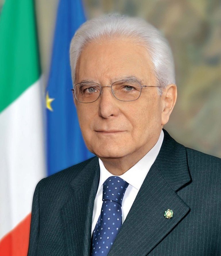 Mattarella: ‘L’Italia ha bisogno di unità’. E poi ricordando Inter-Napoli: ‘Lo sport è un’altra cosa’