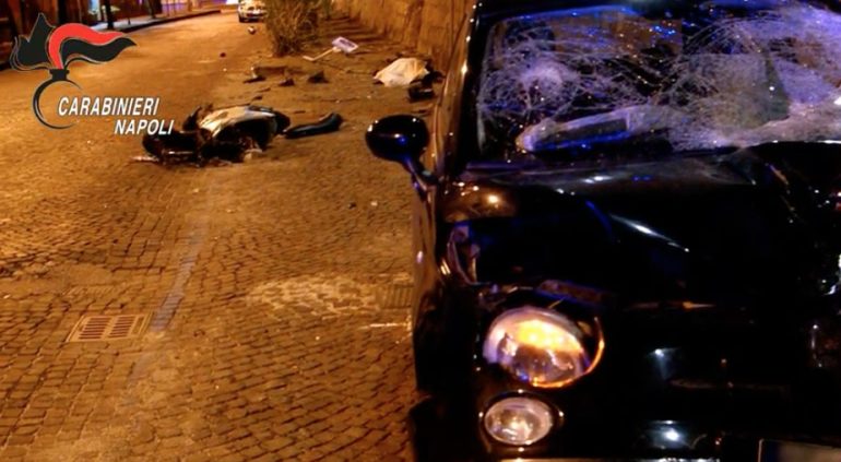 Pozzuoli, operatore ecologico investito e ucciso durante la gara di velocità: preso il secondo coinvolto