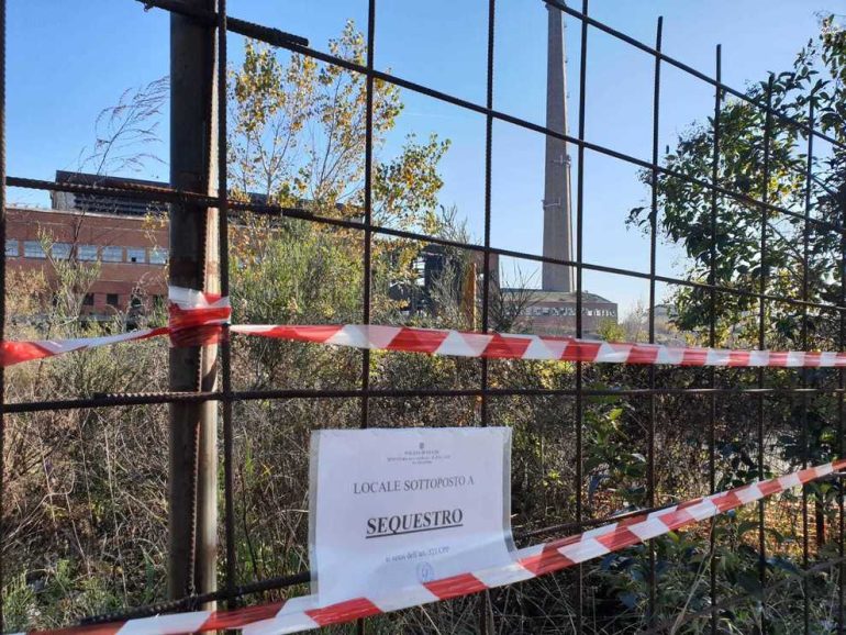 Sequestrata l’area dove di gira ‘L’amica geniale’ per evitare altri ‘selfie pericolosi’ dai tetti