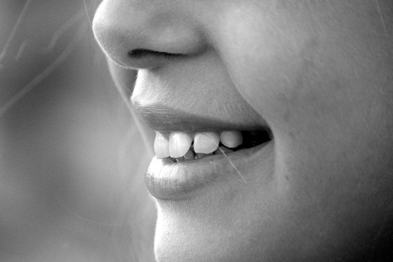 Denti sensibili? Come curare e prevenire questi fastidi