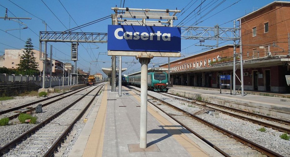 Ritardi sulla Caserta-Roma: caos pendolari
