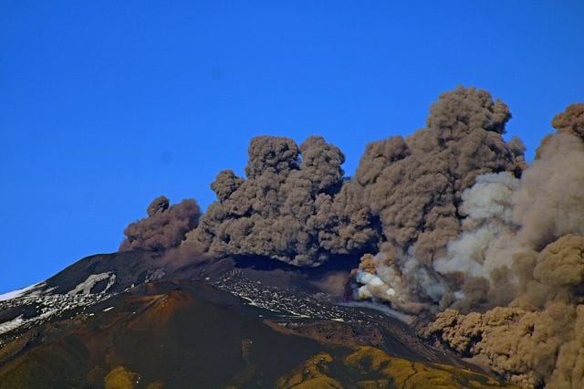 Ancora una scossa di magnitudo 4 sull’Etna