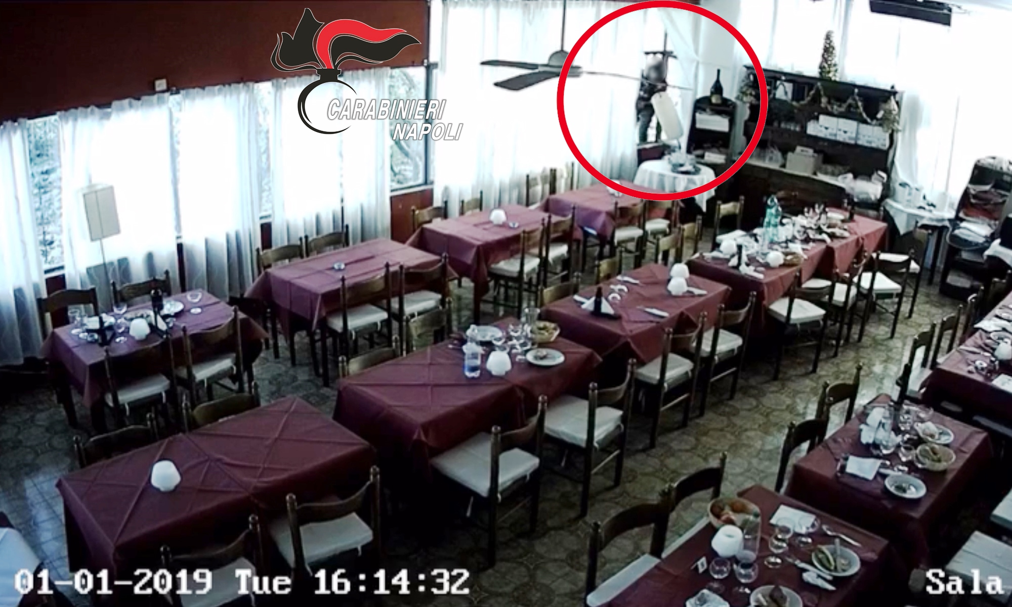Pompei, ruba due volte nello stesso ristorante: immortalato dalle telecamere, migrante fermato dai carabinieri