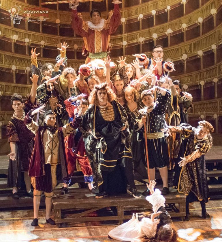 ‘Lo magnifico cunto’ da Basile. Un adattamento di Gianni Sallustro al teatro Tin di Napoli
