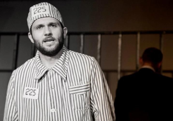 Primavera Teatro. Per il Giorno della Memoria ‘Non Colpevole’: 2 matinée di riflessione sul processo Eichmann