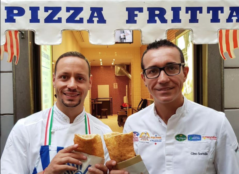 Forza Gino, Forza Napoli! Migliaia i commenti di solidarietà dopo la bomba alla Pizzeria Sorbillo