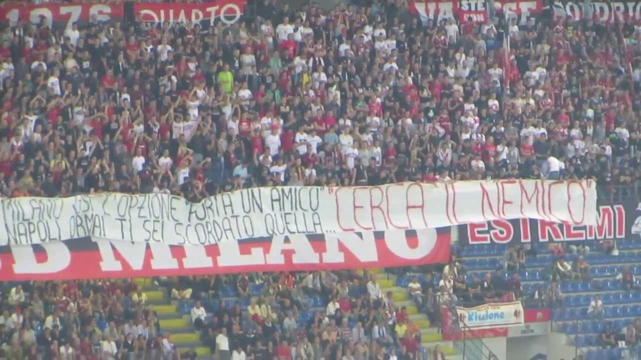 Stessa curva, stesso slogan: ancora cori razzisti alla partita Milan-Napoli