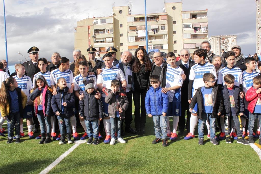 Napoli, “Il Sabato delle Idee” festeggia i 10 anni con l’inaugurazione del campo sportivo della scuola De Filippo a Ponticelli