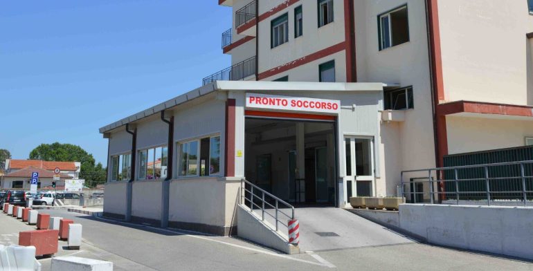 Frustate e botte per uccidere il bimbo di due anni: l’orrore a Castelvolturno