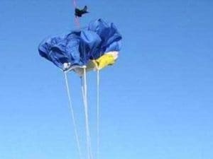 Pontecagnano, medico di Benevento si schianta al suolo col suo paracadute: è grave