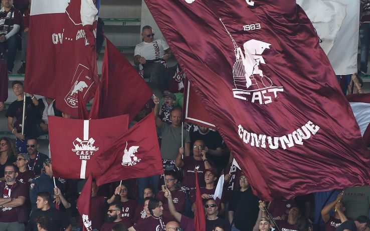Tifoso morto a Milano,striscione dei tifosi del Torino: “Una persona da rispettare”