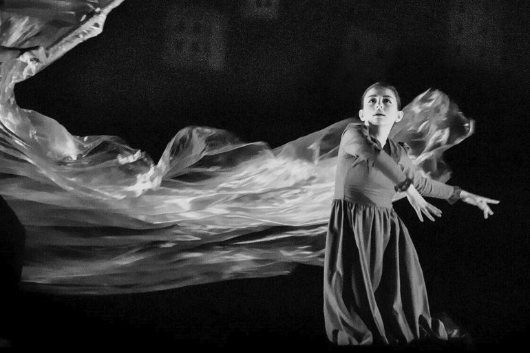 ‘Pane – Storia d’amore in tempo di guerra’ apre, domenica 13 gennaio, la rassegna di Artesudio al Teatro Nuovo di Salerno