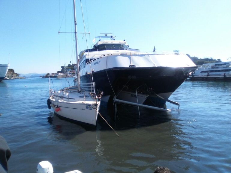 Incidente nel porto di Ischia, l’aliscafo era in avaria: chiesto il processo per il capitano, l’armatore e 2 dipendenti