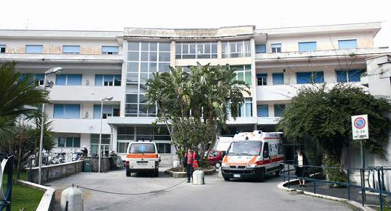 Paziente morta all’ospedale di Sorrento: chiesto il processo per tre medici
