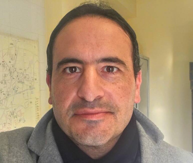 Scafati, l’avvocato annuncia di voler rinunciare alla difesa e l’ex sindaco Aliberti minaccia il suicidio via social