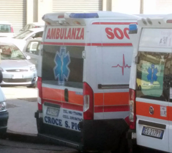 Napoli, indagine sul ‘clan delle ambulanze’ ora ‘padrone’ anche  dell’Ospedale del Mare