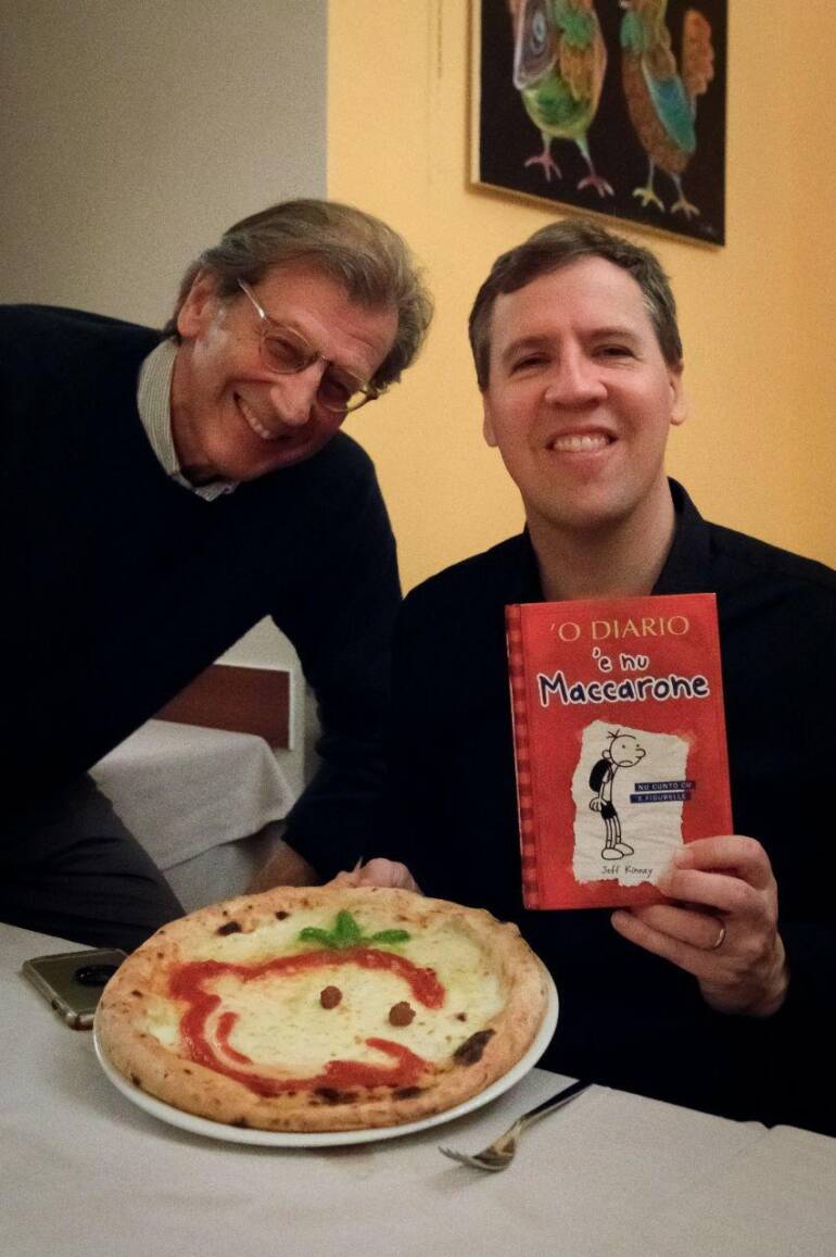 Napoli, l’autore del best beller “Il Diario di una Schiappa” ieri a cena da Umberto Ristorante