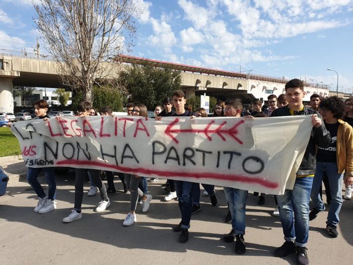 Marcia della legalità a Pomigliano, gli studenti: ‘No a passerelle politiche’