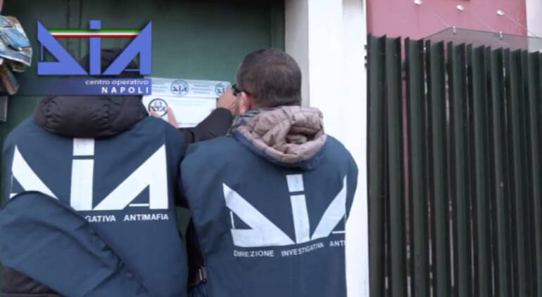Ville di lusso e negozi sequestrati al clan Zagaria: indagati 8 tra familiari e prestanomi del boss Michele. IL VIDEO