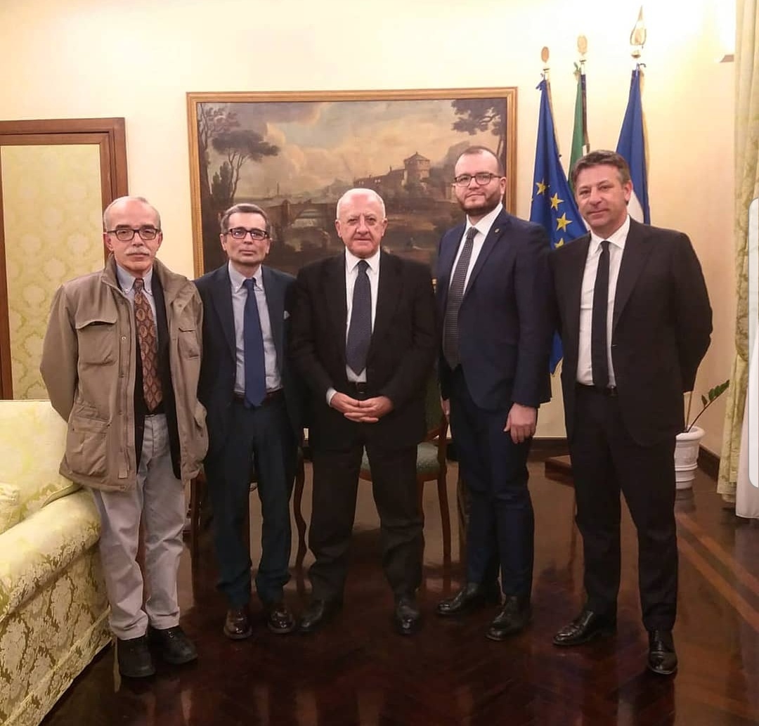 Contrabbando e legge Regionale sui giochi: i tabaccai incontrano il Presidente della Regione Campania De Luca