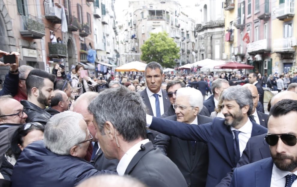 Il capo dello Stato Mattarella e il presidente Fico a Napoli: dopo Capodimonte l’accoglienza del Rione Sanità
