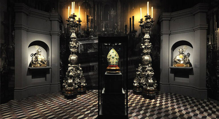 Protagonisti della TV in visita ai musei di Via Duomo a Napoli
