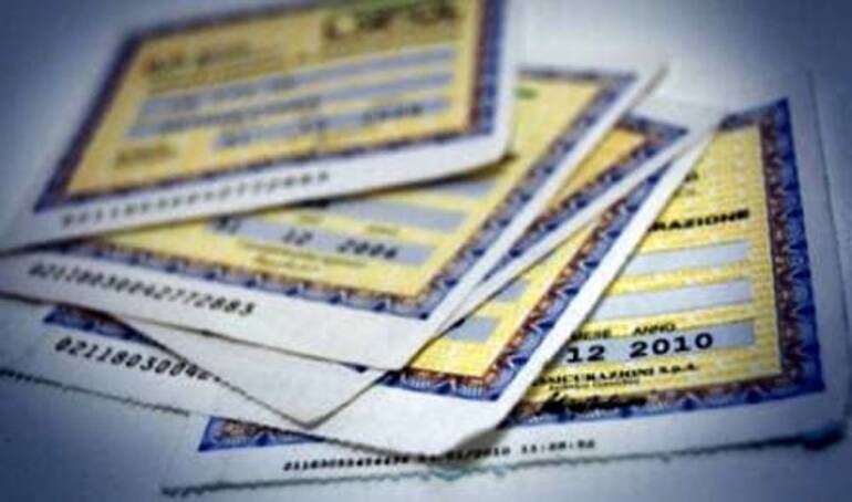 Assicurazione auto: cosa sapere e come rinnovarla