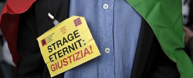 Processo Eternit a Vercelli: la Procura valuta l’ipotesi di omicidio volontario. A Torino chiesti 7 anni per l’imprenditore svizzero