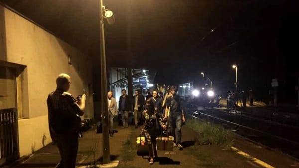 Pendolari nel caos, treno fermo per guasto a Caserta ieri bloccato l’esodo di Pasqua