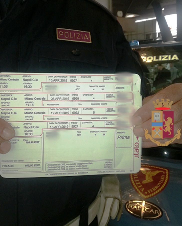 Biglietti dell’alta velocità acquistati con una carta clonata: denunciato un pakistano a Napoli
