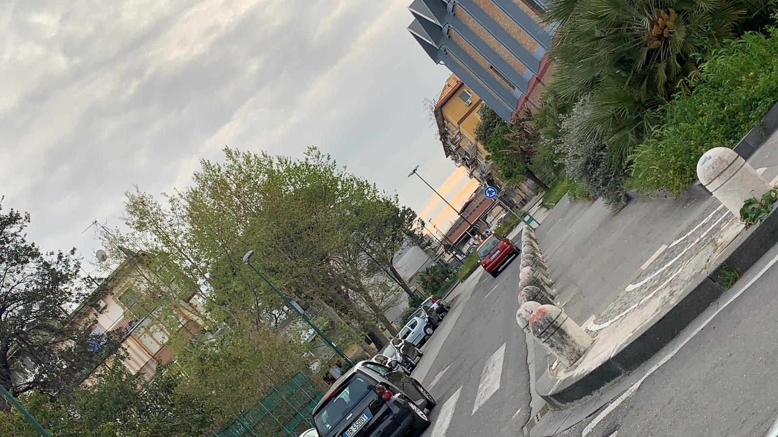 San Giovanni a Teduccio, minacce dei clan verso chi protesta contro la camorra. I Verdi: ‘Inaccettabile’. Ieri sera nuova manifestazione di forza del clan D’Amico