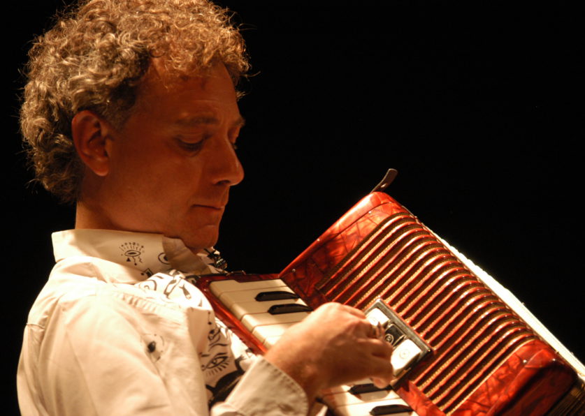 Napoli Teatro Festival: il poeta Juan Carlos Mestre all’anteprima della Sezione Letteratura