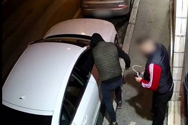 A Casavatore sgominata la banda del cavallo di ritorno