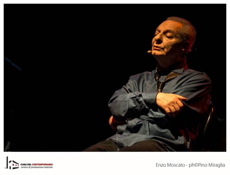 ‘Il mare non si mangia – Guerra & Dopo’, il nuovo libro di Enzo Moscato, Serie Oro – Guida Editori