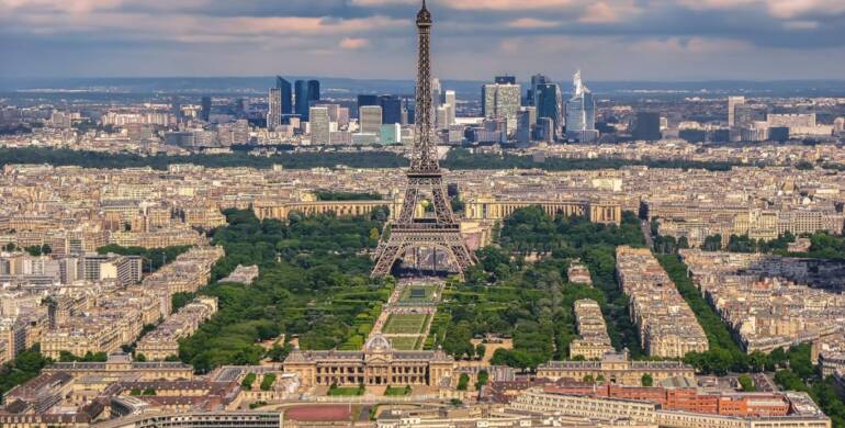 Misteriosa morte a Parigi di un funzionario dei servizi segreti italiani