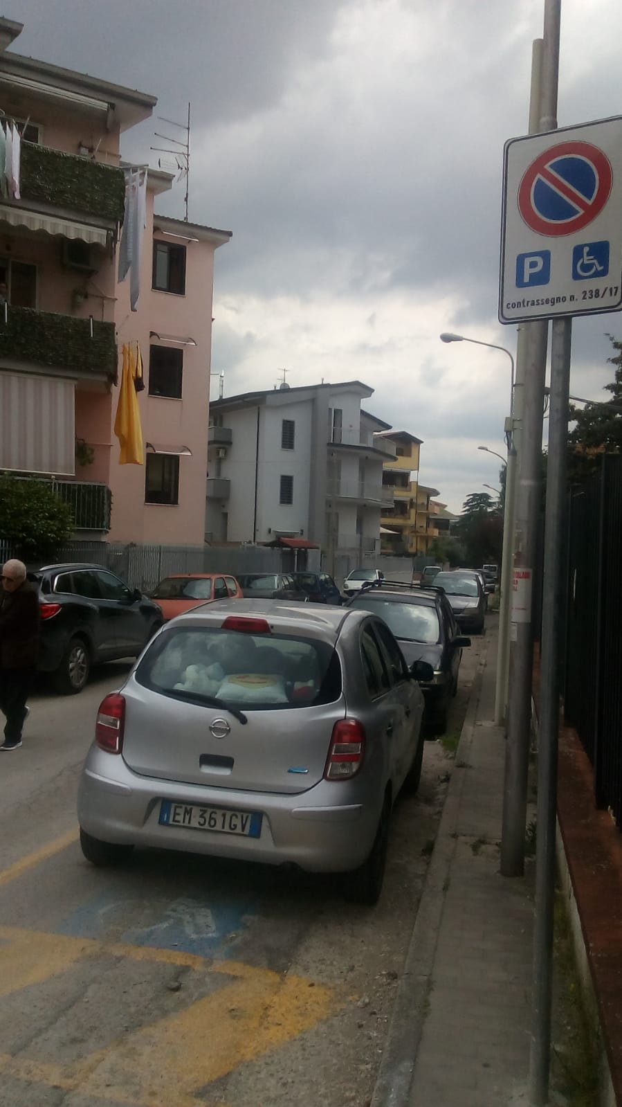 San Nicola la Strada.,disabile con posto auto riservato: glielo rubano i vicini di casa