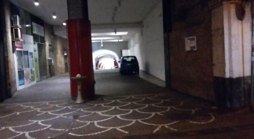 Napoli, auto parcheggiata nella stazione della linea 2, Borelli: ‘Una vergogna’