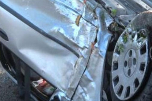 Auto si ribalta in un comune del Salernitano: ferite due suore