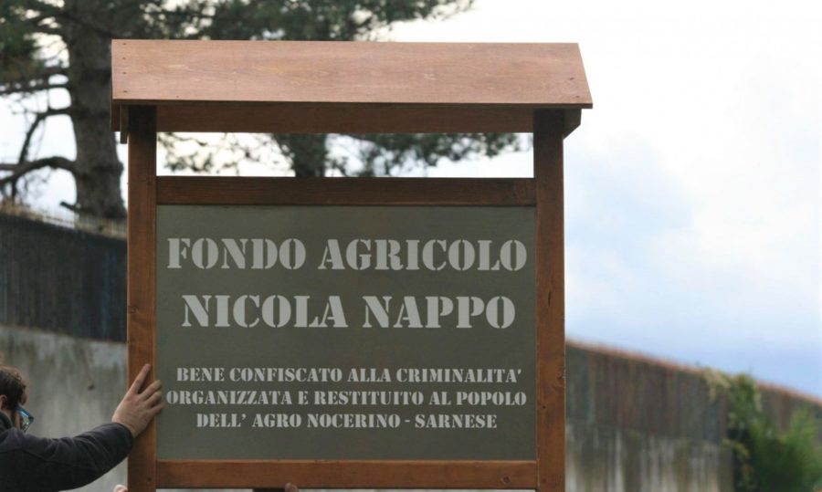 Beni confiscati, Landini e Don Ciotti a pranzo con i volontari del Fondo Nicola Nappo di Scafati
