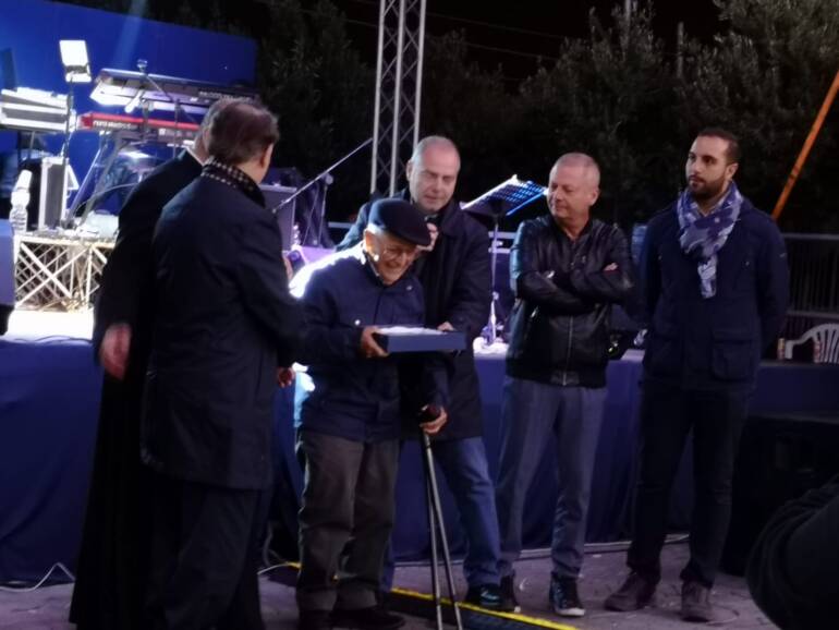Scafati, la parrocchia San Francesco di Paola premia le eccellenze della città