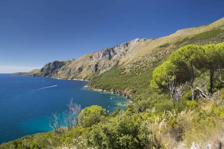 Legambiente “il Mare più bello” 2023: Pollica, S. Giovanni a Piro, San Mauro Cilento le località 5 vele