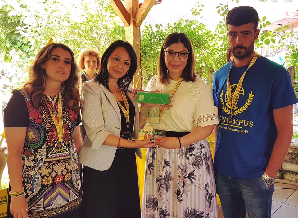 L’assessore al Lavoro, Sonia Palmeri consegna gli Oscar Green ai giovani imprenditori agricoli della Campania