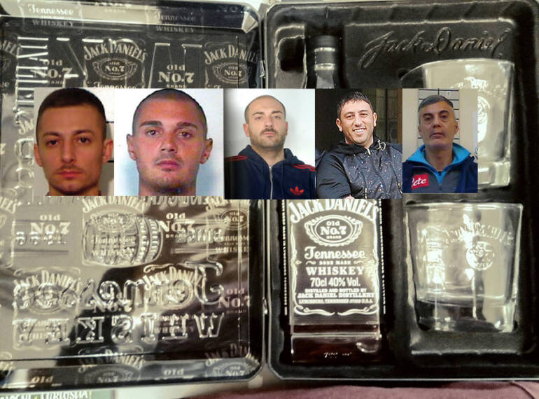 Il pentito: ‘Cicciariello dopo ogni omicidio si lavava col Jack Daniel’s per cancellare le tracce di polvere da sparo’
