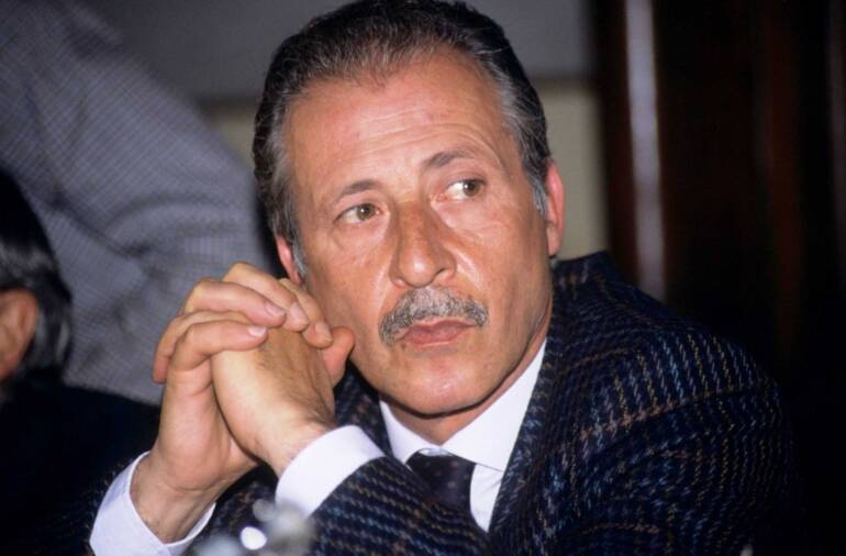 Gli audio choc di Paolo Borsellino: ‘Favori elettorali da Cosa Nostra, perché nessuno pedinava il fratello di Riina?