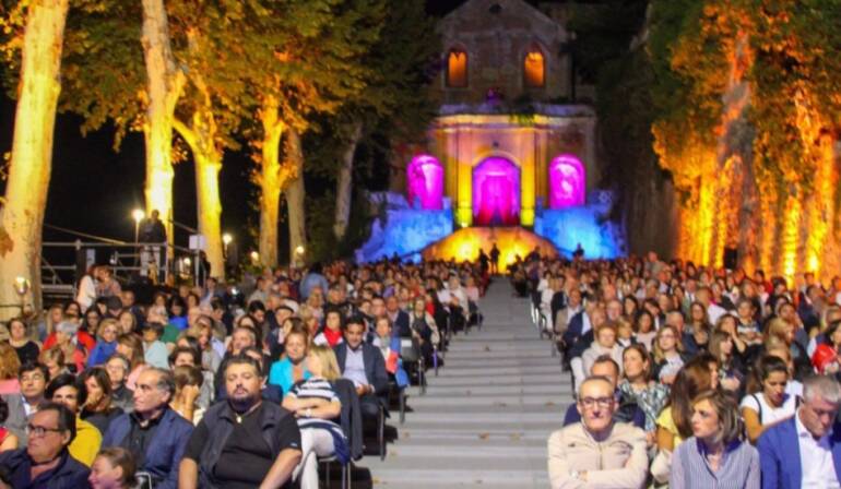 Premio Annibale Sersale: stasera ultimo appuntamento con il doppio evento nella chiesa di Santa Maria del Plesco