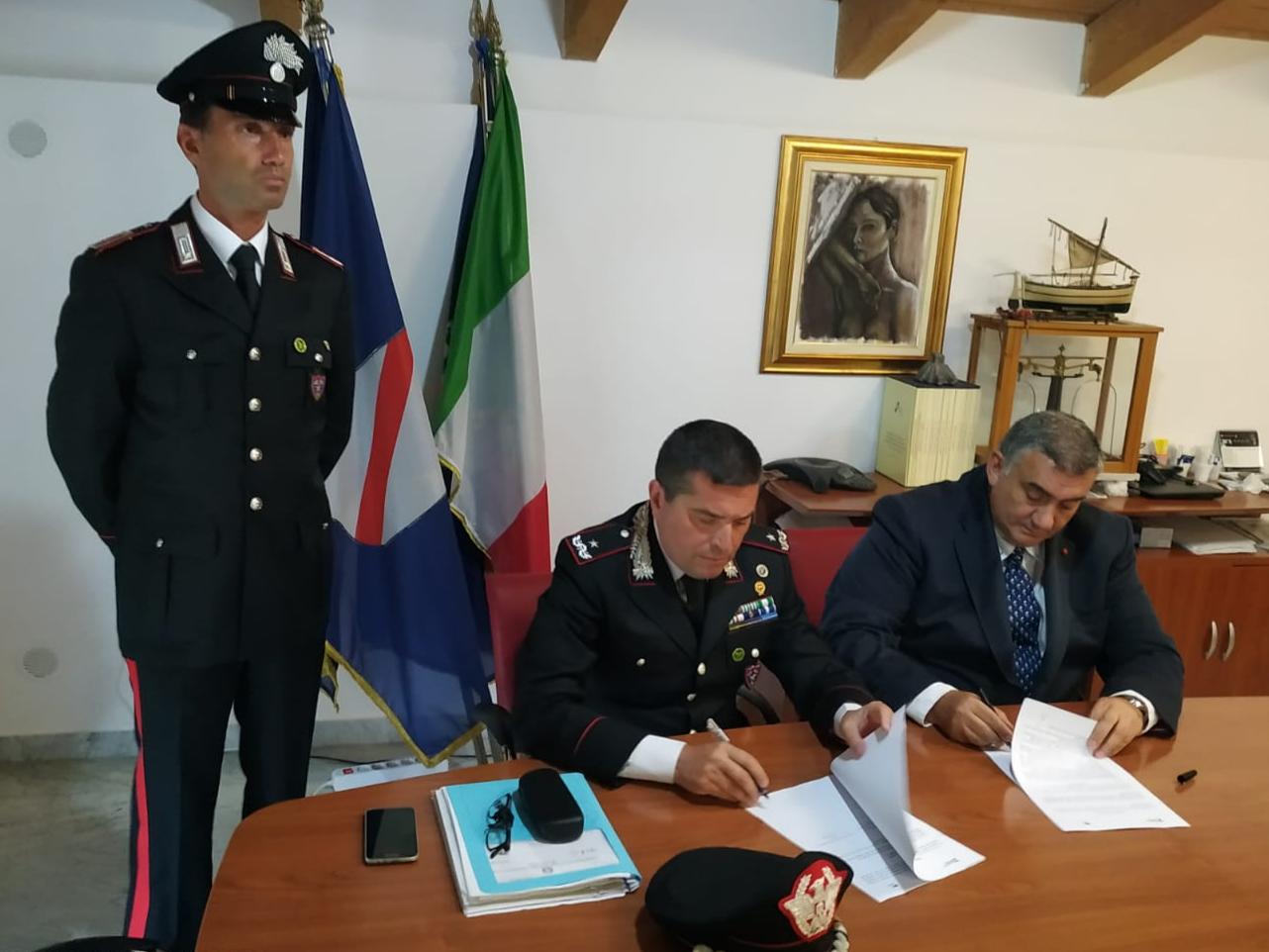 Controlli sulla cannabis: sottoscritto protocollo di intesa tra Izsm e Comando Regione Carabinieri Forestale Campania