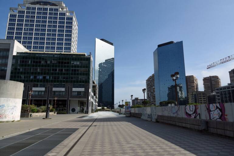 ladro centro direzionale