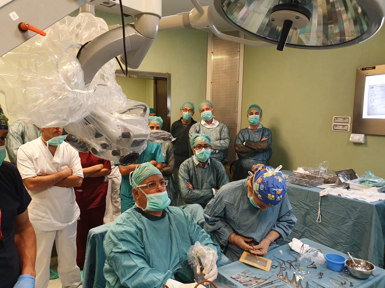 Dalla Germania all’india, così l’Ospedale San Paolo fa scuola nel campo della chirurgia endoscopica dell’orecchio