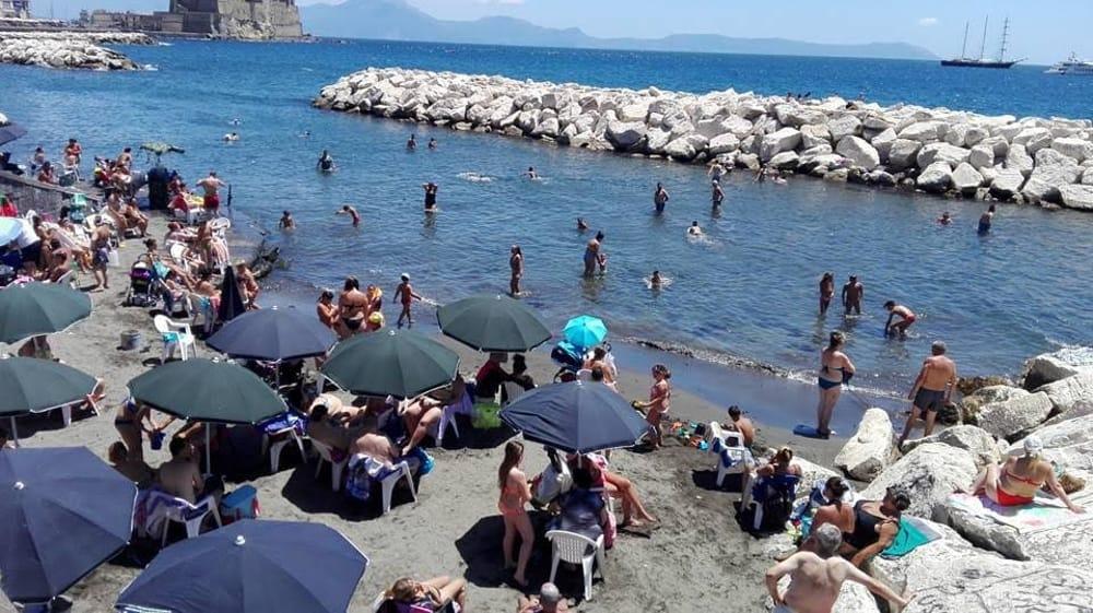 Lo stato delle acque balneabili della Campania: “Rapporto Arpac aggiornato al primo luglio”